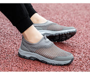 Breathable Mom Large Mesh Walking Shoes