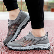 Breathable Mom Large Mesh Walking Shoes