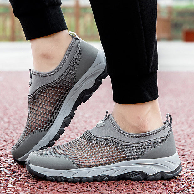 Breathable Mom Large Mesh Walking Shoes