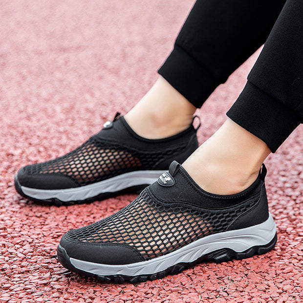 Breathable Mom Large Mesh Walking Shoes